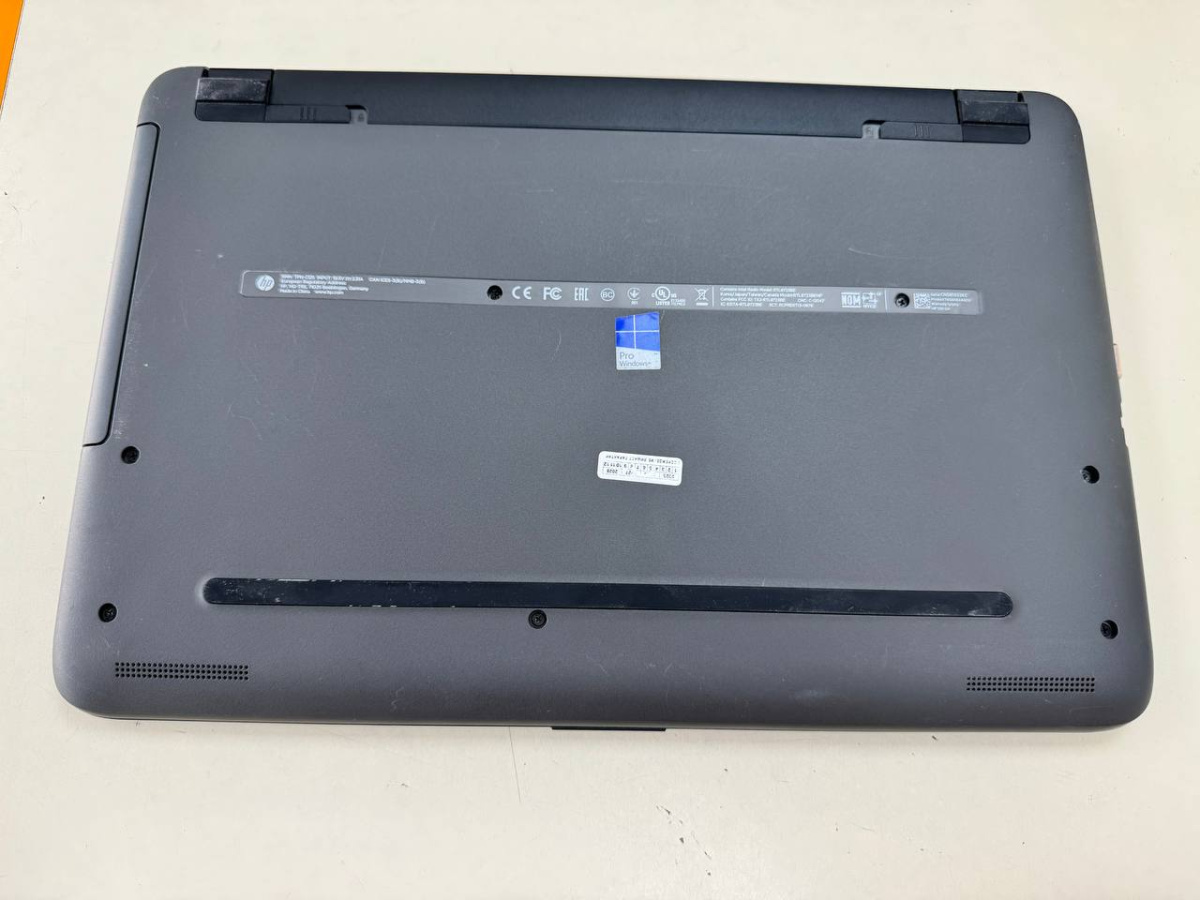 Ноутбук HP RTL8723BE; Pentium N3700, Intel UHD Graphics, 8 Гб, 120 Гб, Нет