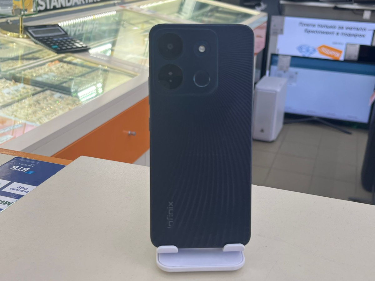 Смартфон Infinix Smart 7 HD 2/64