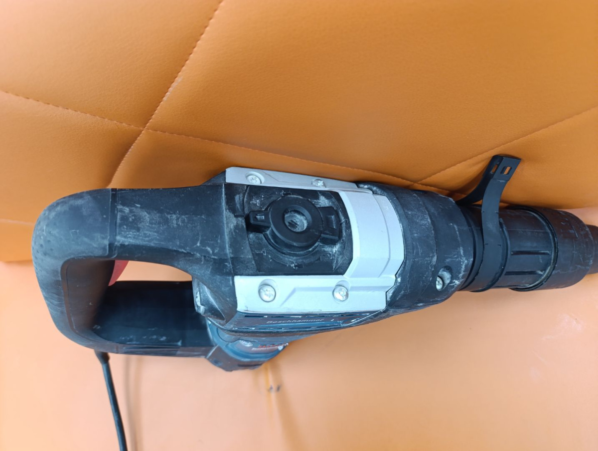 Перфоратор Bosch GBH5-40-D