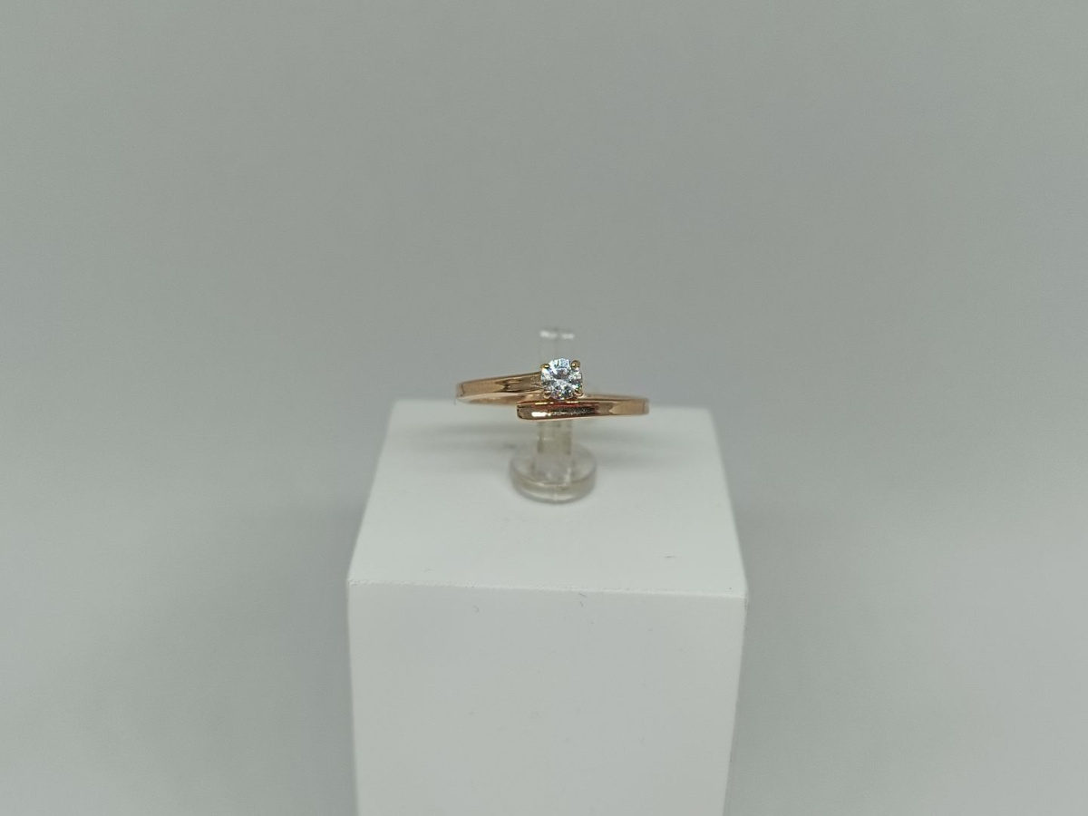 КОЛКМ585 КОЛЬЦО С КАМНЕМ (Au 585)