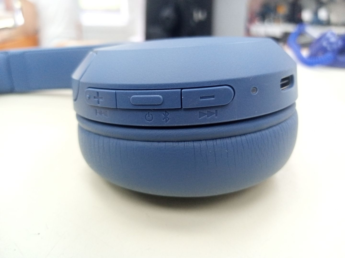 Наушники беспроводные SONY WH-CH520