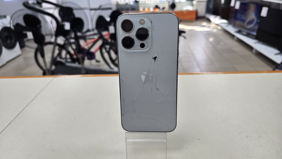 Смартфон Apple iPhone 13 Pro 128Gb