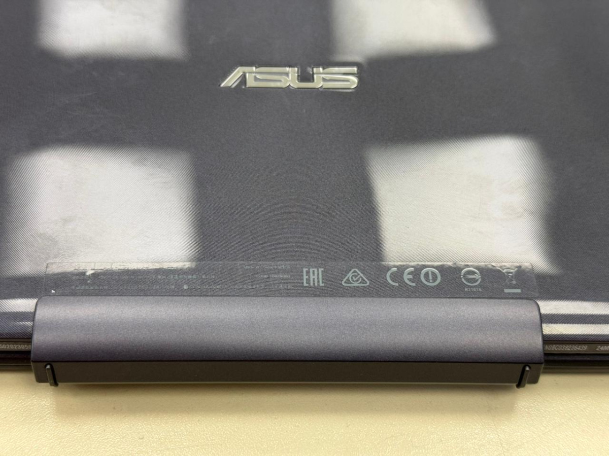 Планшет Asus Z3735D