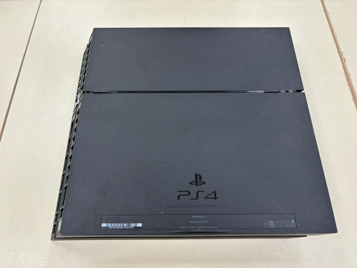 Игровая приставка PlayStation 4 FAT 500GB