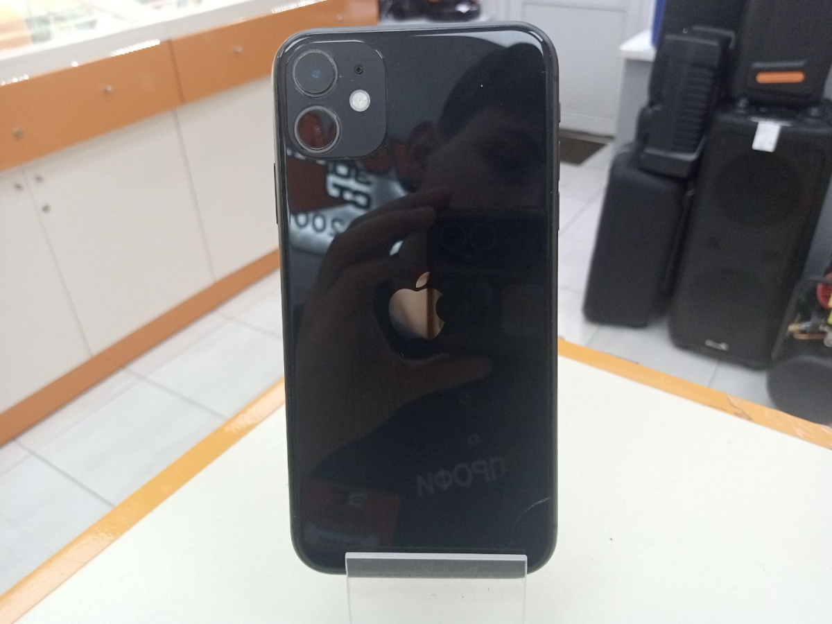Смартфон Apple iPhone 11 128Gb
