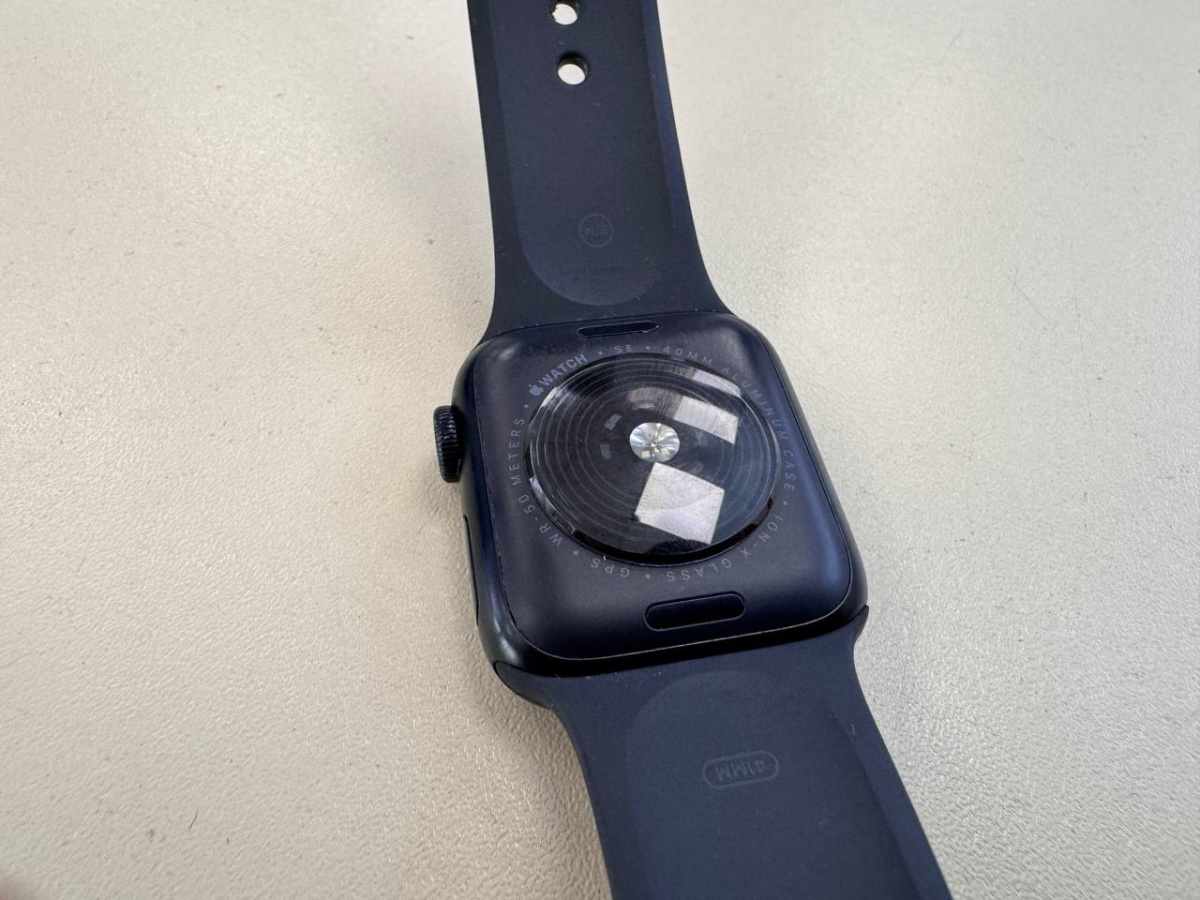 Смарт-часы Apple Watch SE 2022 40mm