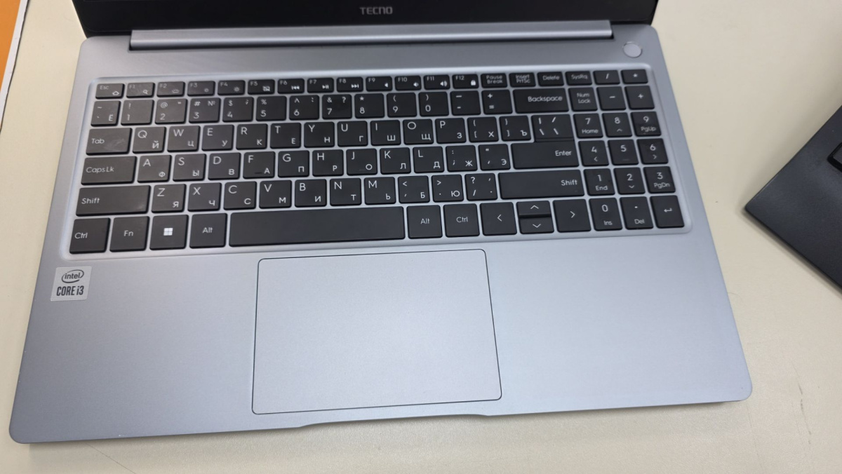 Ноутбук Tecno; Core i3-1005G1,  Intel(R) Graphics, 12 Гб, 256 Гб, Нет