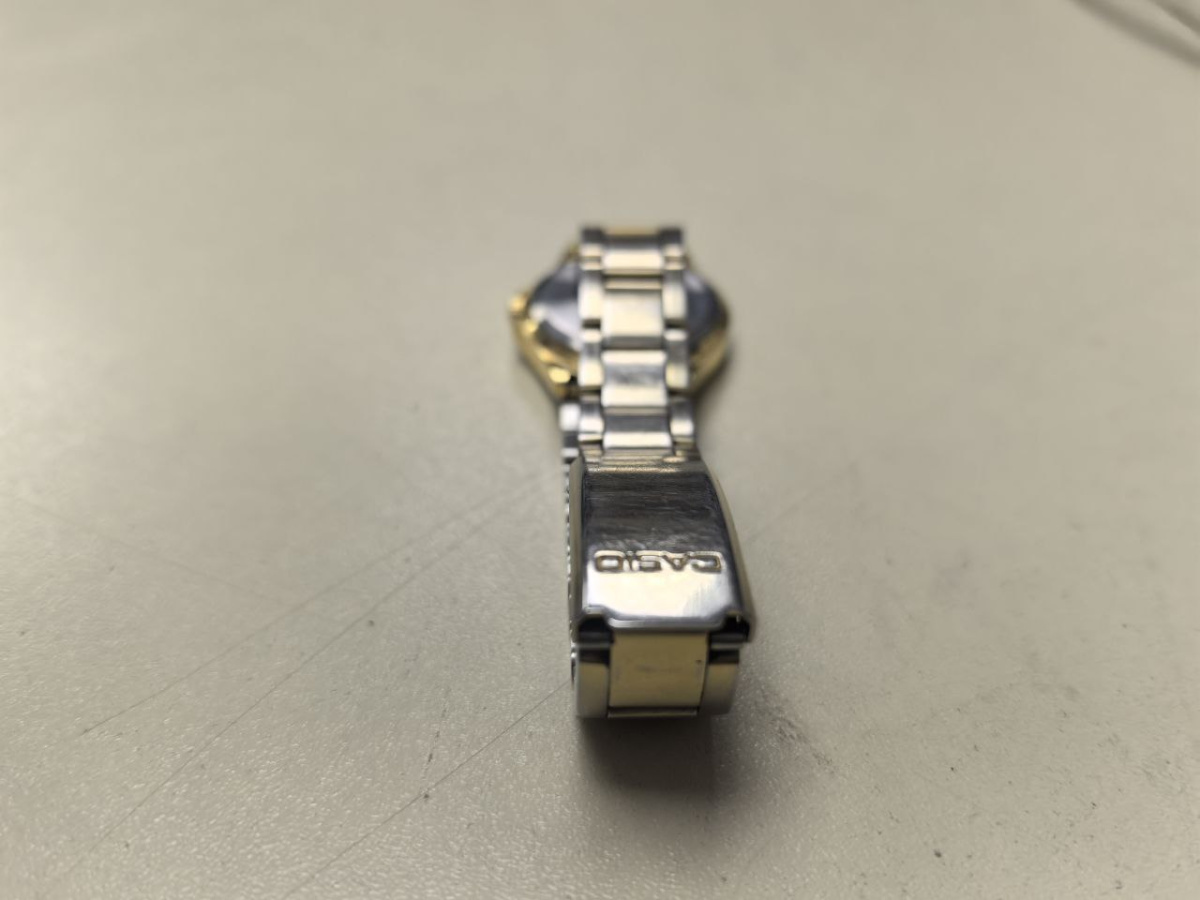 Часы наручные Casio Quartz