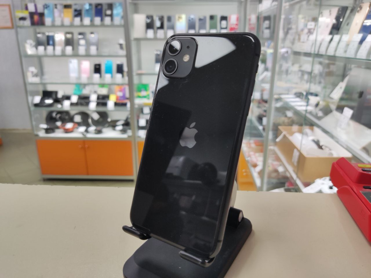 Смартфон Apple iPhone 11 64Gb