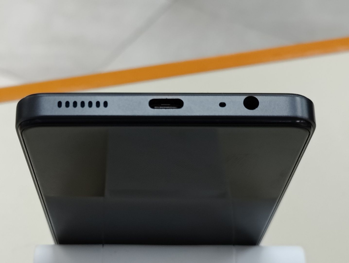Смартфон Tecno Pova 7 Neo 8/256