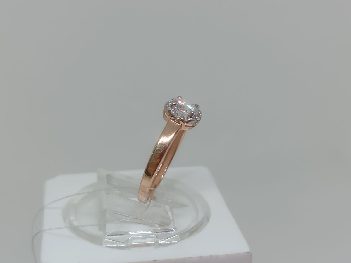 КОЛЬЦО С КАМНЯМИ (Au 585)