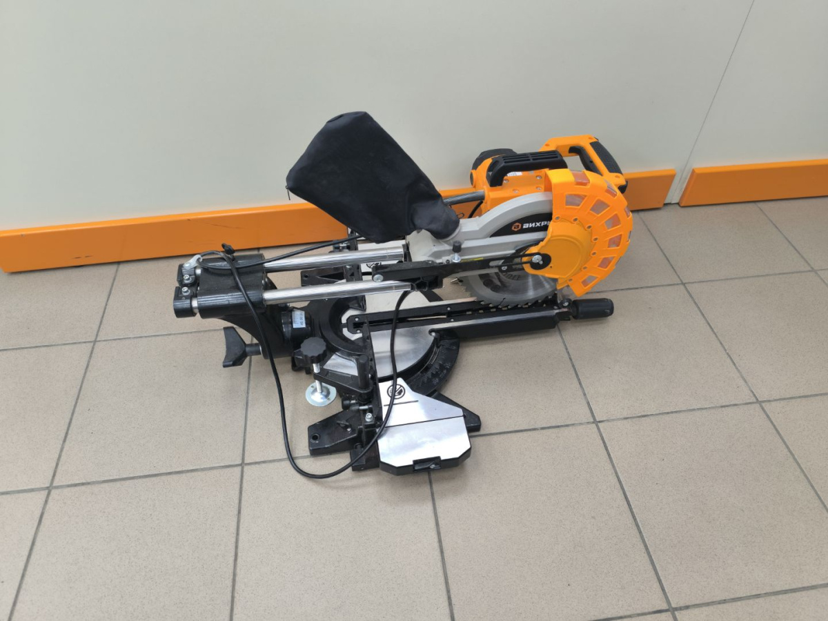 Торцовочная пила Вихрь ПТ-255ПЛ