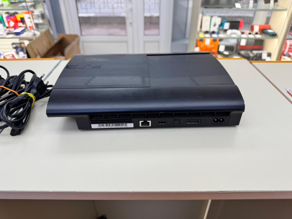 Игровая приставка PlayStation 3 500GB Игровая приставка PlayStation 3 500GB
