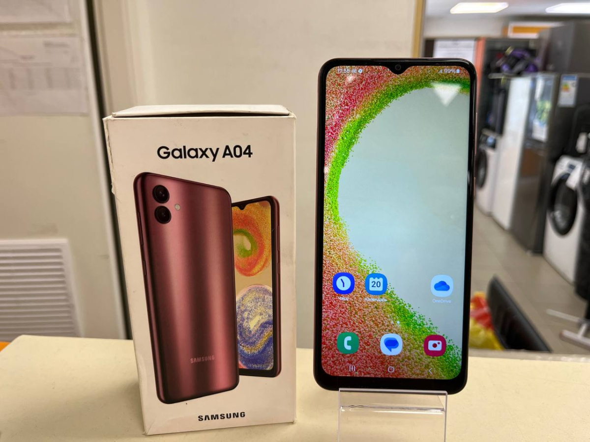 Смартфон Samsung Galaxy A04 3/32