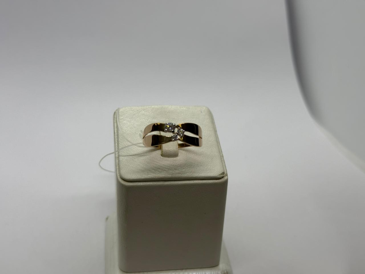 КОЛЬЦО С КАМНЯМИ (Au 585)