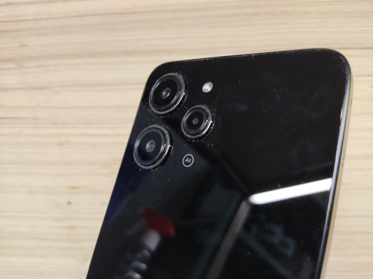 Смартфон Xiaomi Redmi 12 4/128