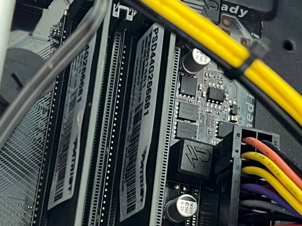 Системный блок Noname; Core i5-7400, GeForce GTX 1060 6GB, 8 Гб, 500 Гб, Нет