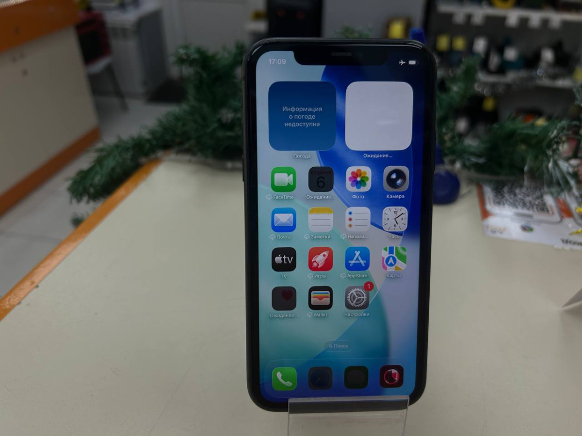 Смартфон Apple iPhone 11 64Gb