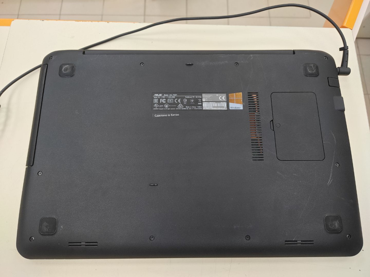 Ноутбук ASUS; A8-7410, AMD Radeon (TM) Graphics, 8 Гб, Нет, 500 Гб