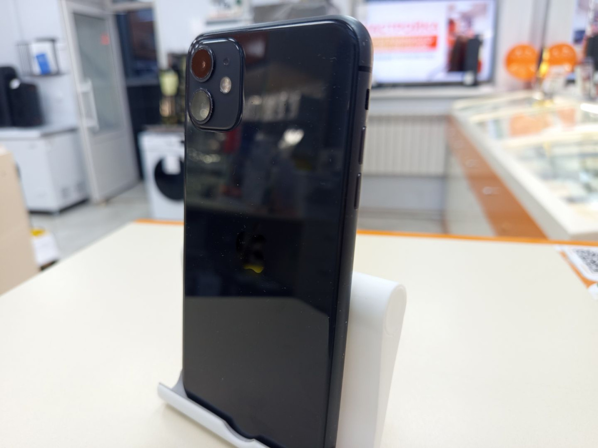 Смартфон Apple iPhone 11 128Gb