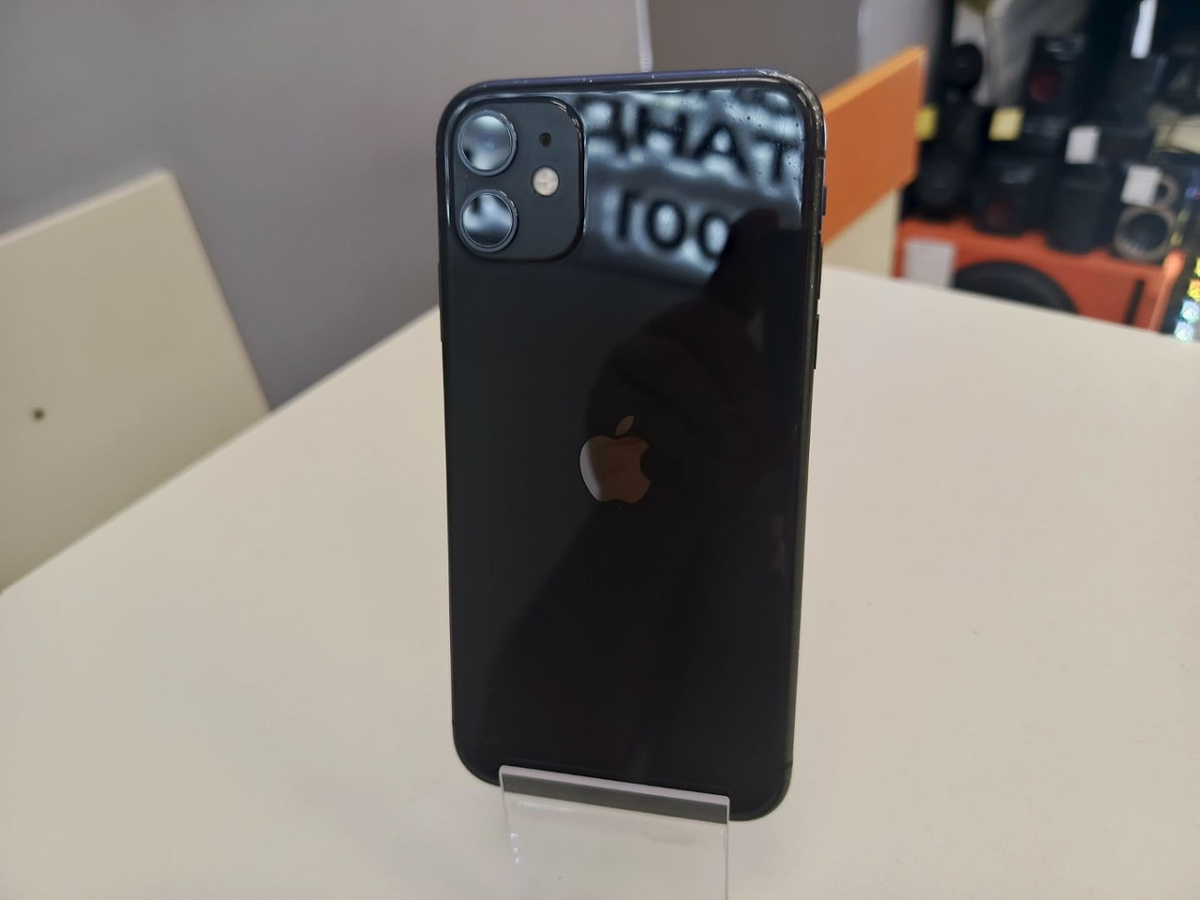 Смартфон Apple iPhone 11 64Gb