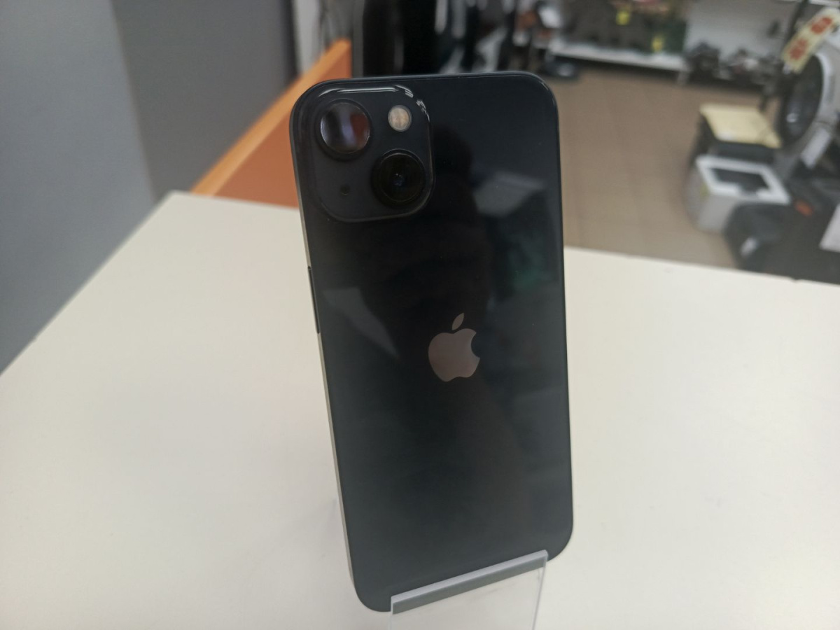 Смартфон Apple iPhone 13 128Gb