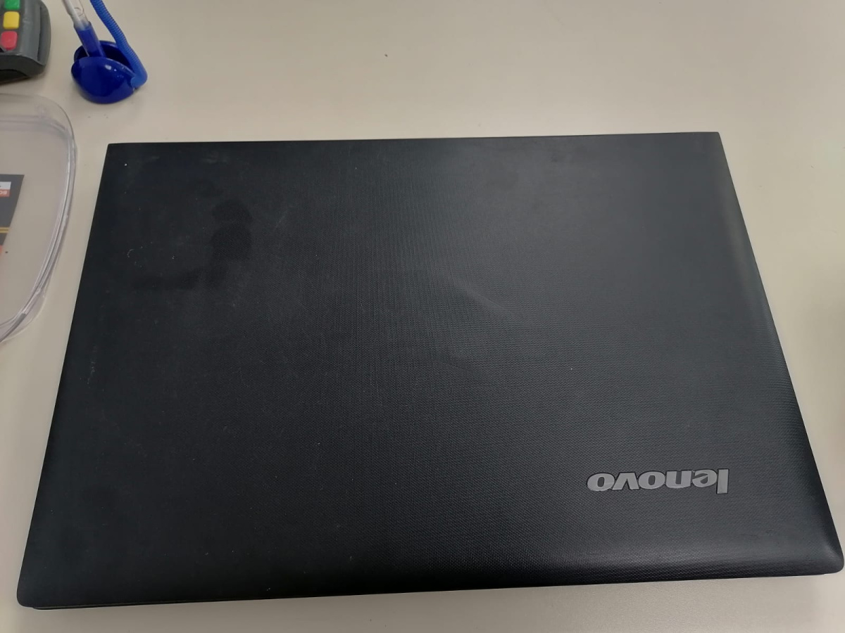 Ноутбук Lenovo; A8-5550M, AMD Graphics, 8 Гб, Нет, 750 Гб