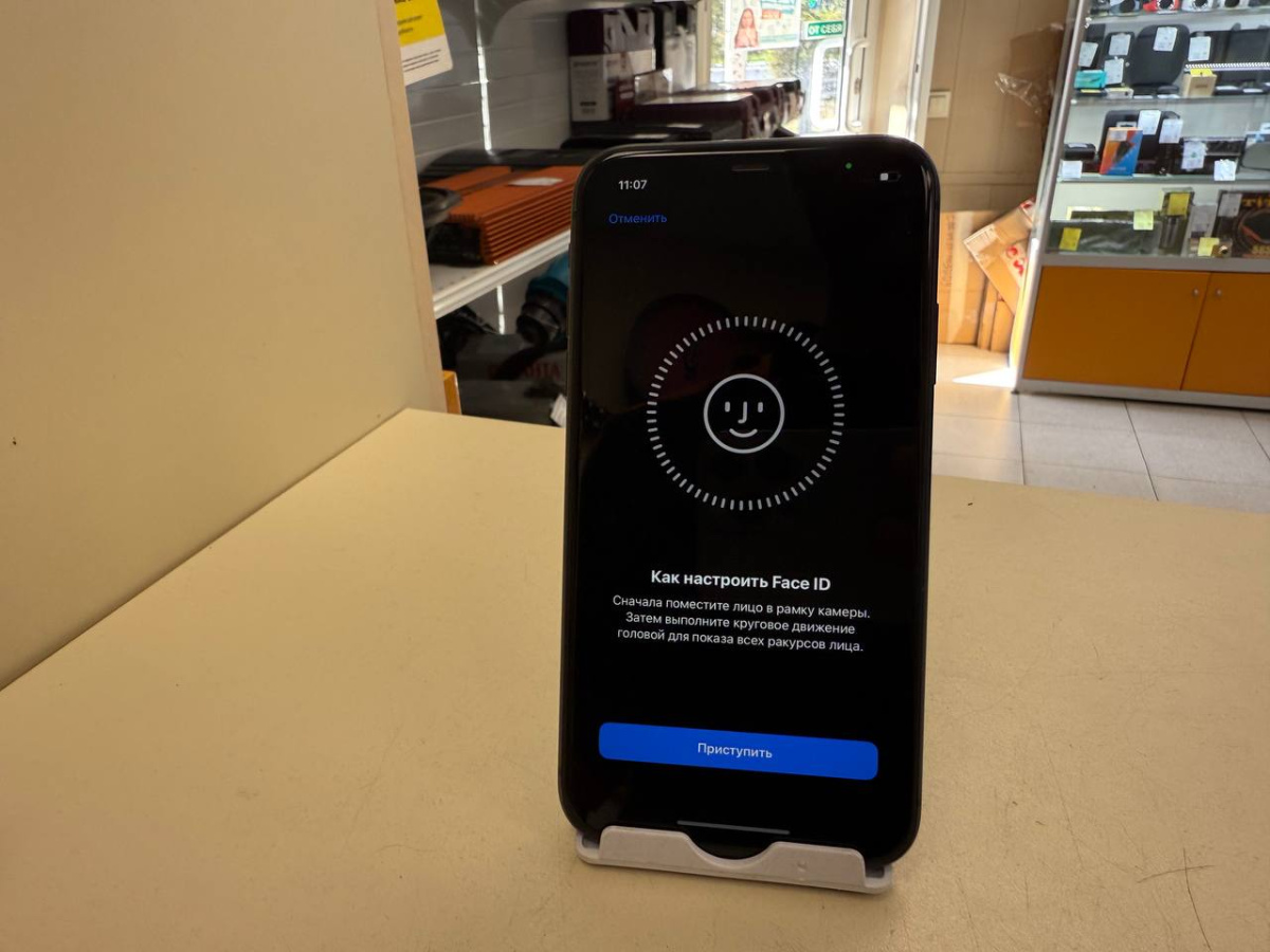 Смартфон Apple iPhone 11 64Gb