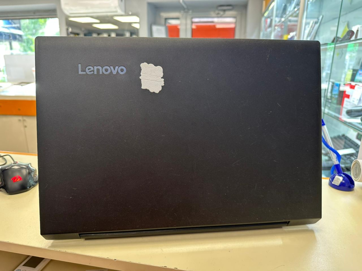Ноутбук Lenovo v110; A6-9210, HD Graphics, 4 Гб, 500 Гб