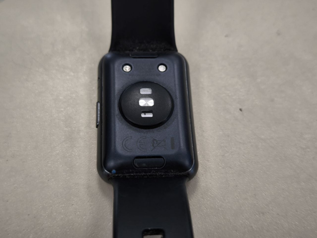 Смарт-часы Huawei Watch FIT