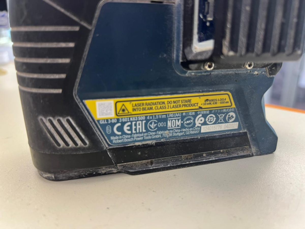 Нивелир Bosch GLL 3-80 PROFESSIONAL