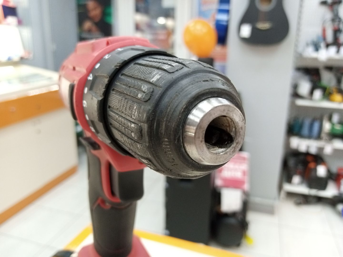 Дрель-шуруповерт Wortex BD 1220-1DLI