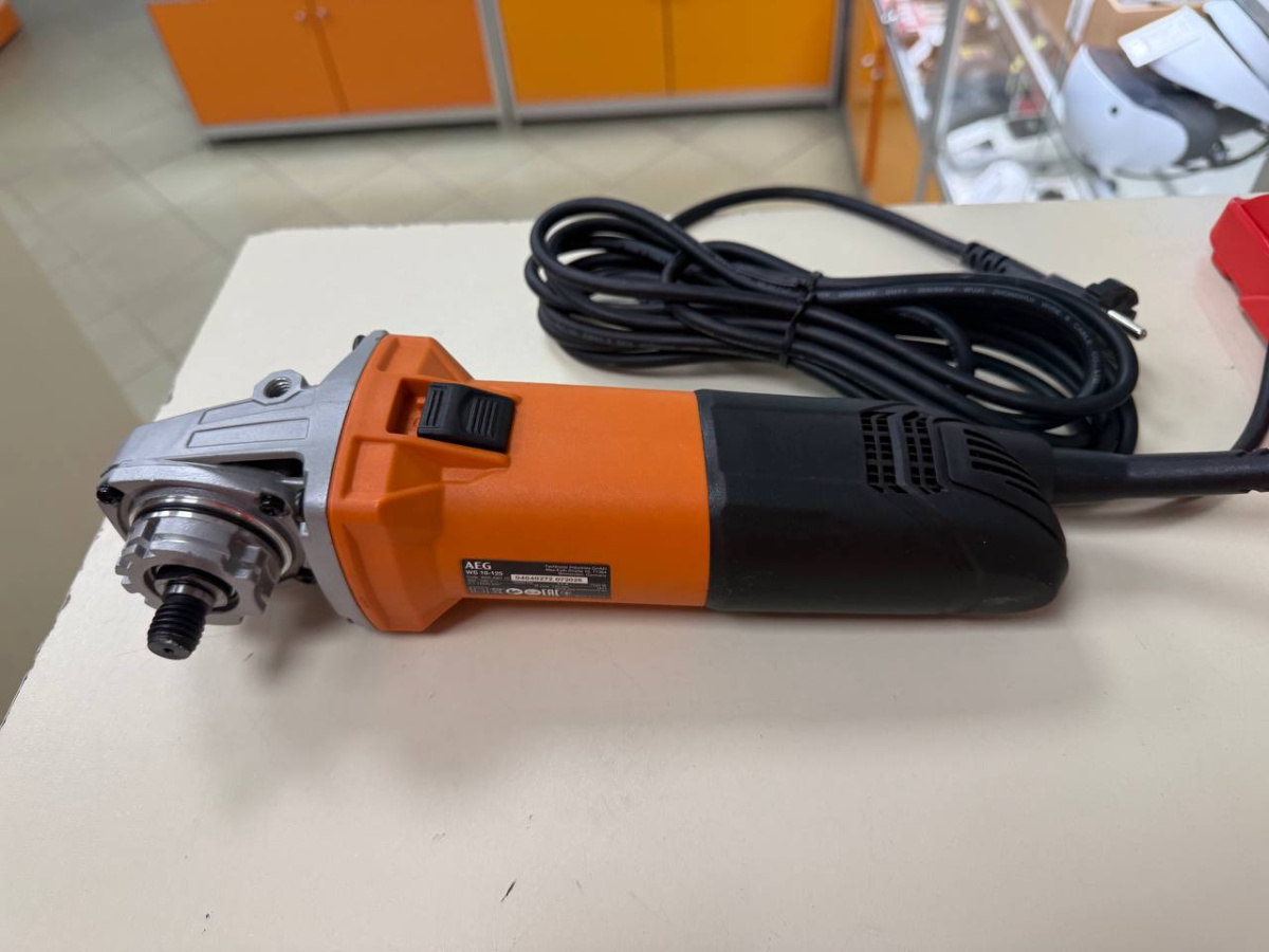 Угловая шлифмашина AEG WS 10-125