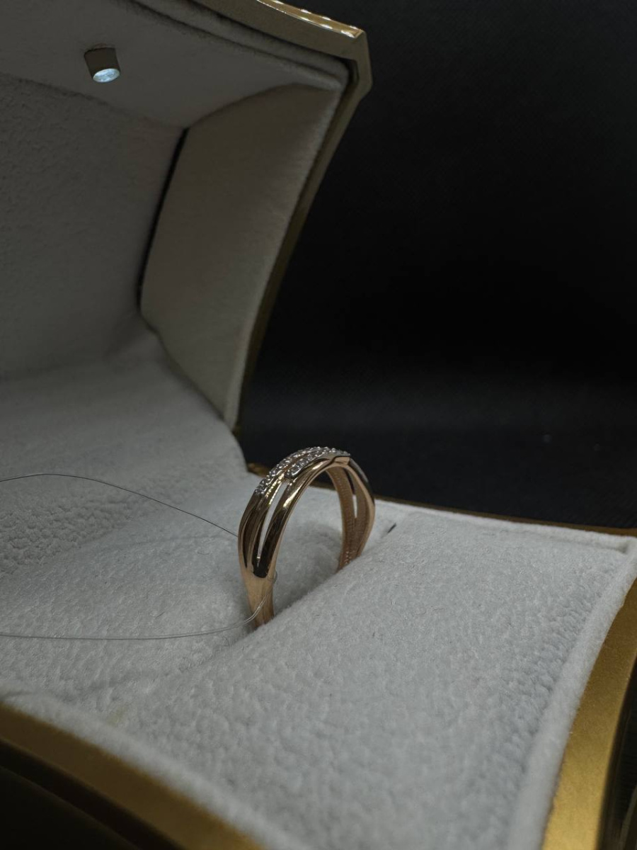 КОЛЬЦО С КАМНЯМИ (Au 585)