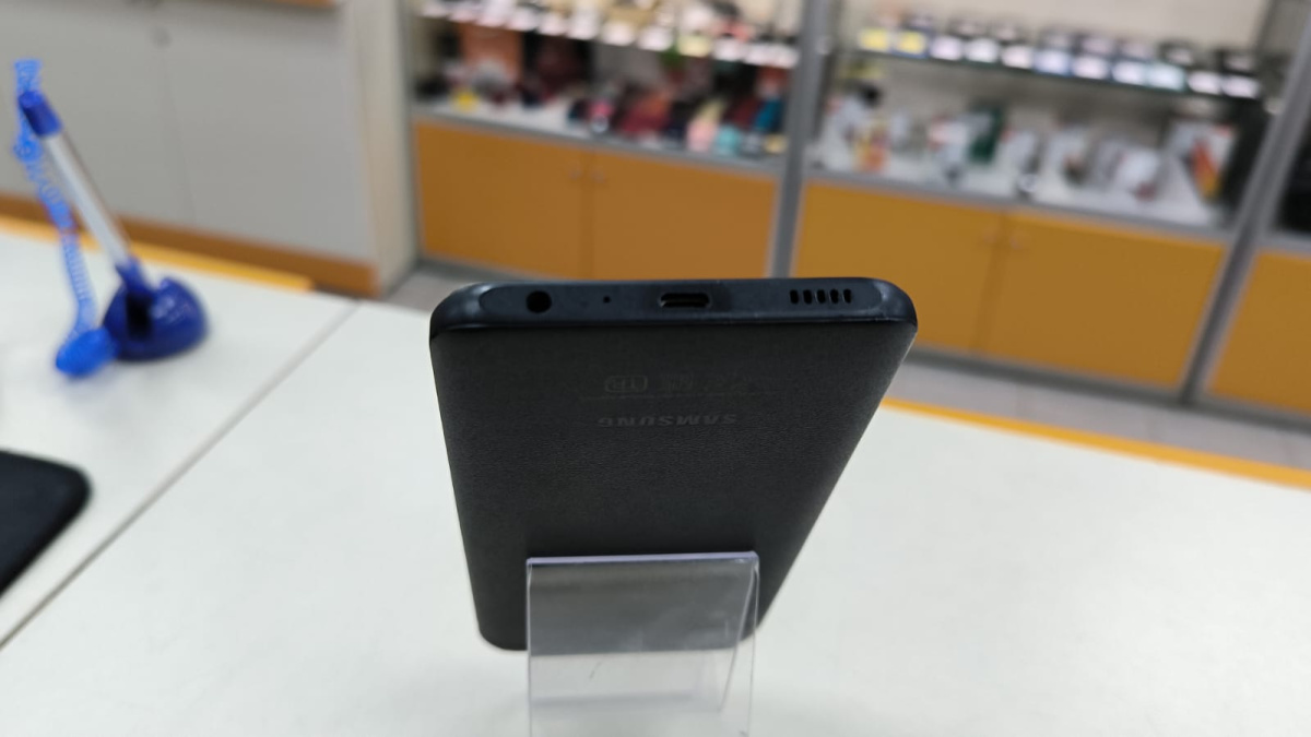 Смартфон Samsung Galaxy A03 Core