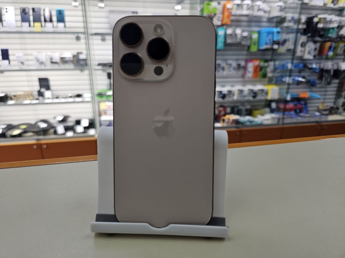 Смартфон Apple Iphone 16 Pro 256Gb