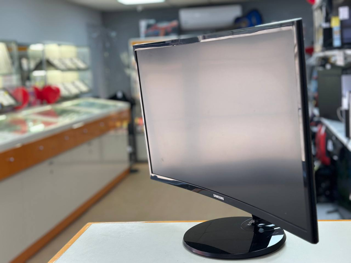 Монитор Samsung C24F390FH;