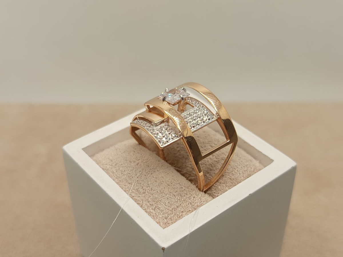 КОЛЬЦО С КАМНЯМИ (Au 585)