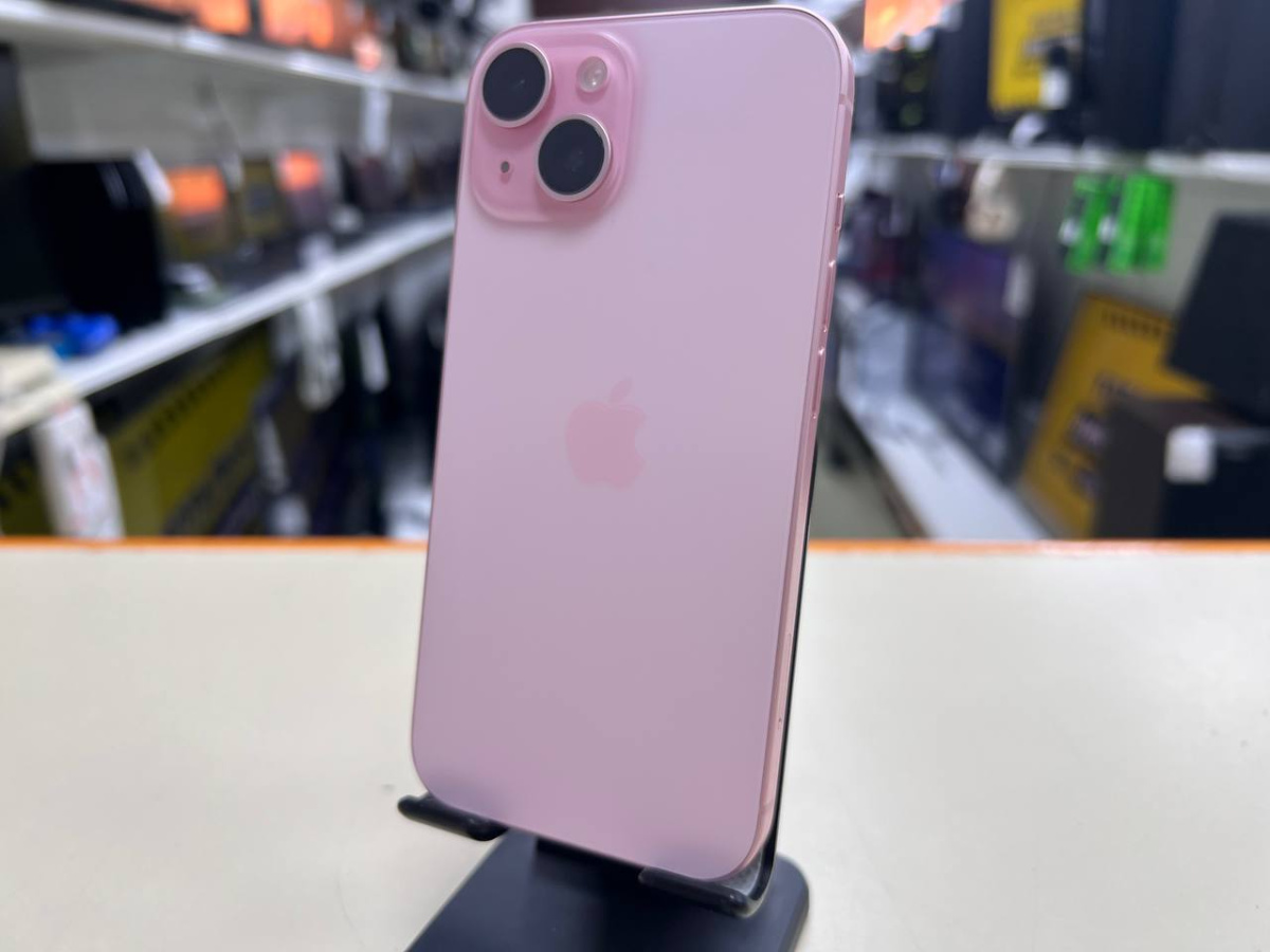 Смартфон Apple Iphone 15 128Gb