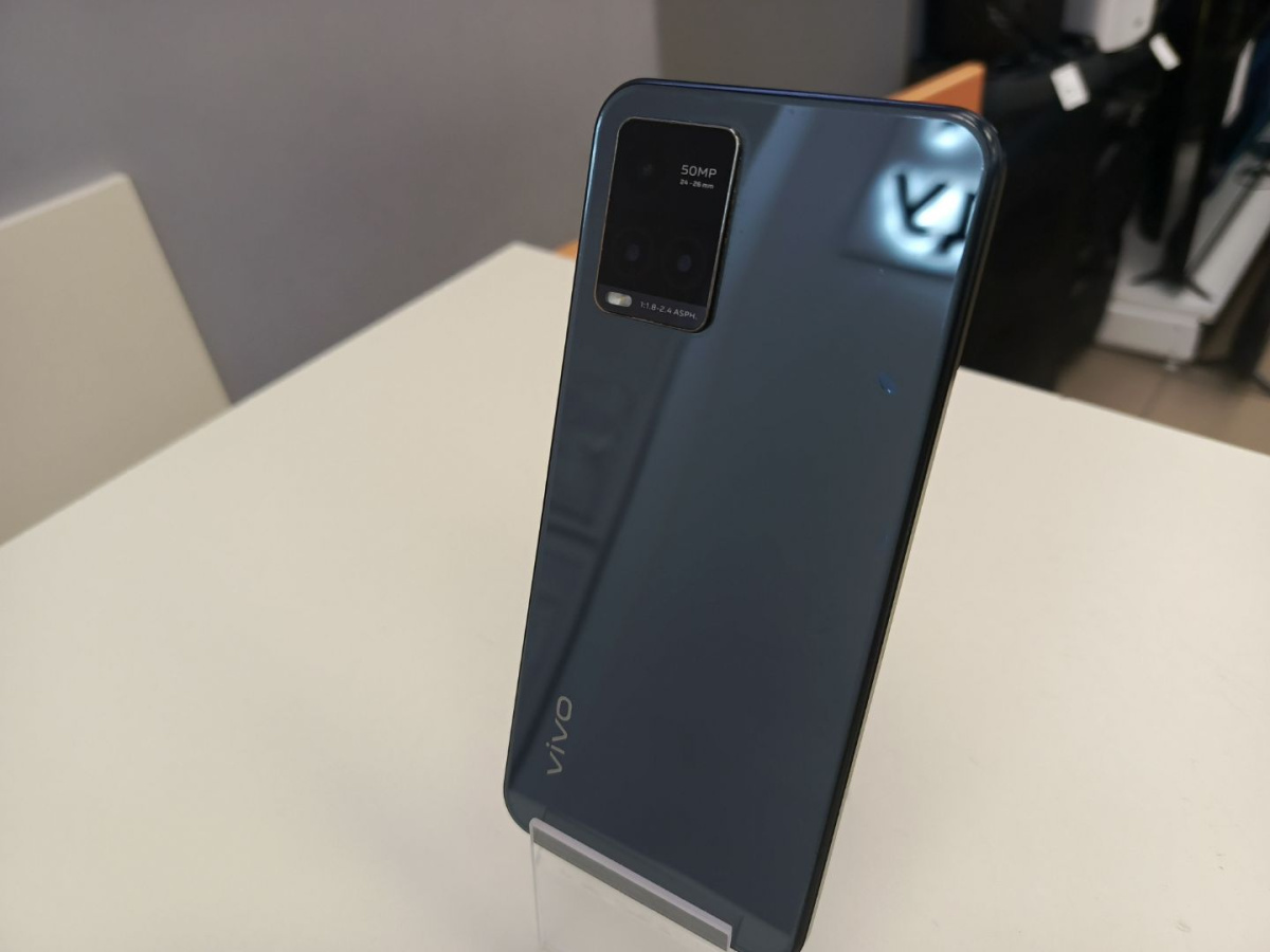 Смартфон Vivo Y33s