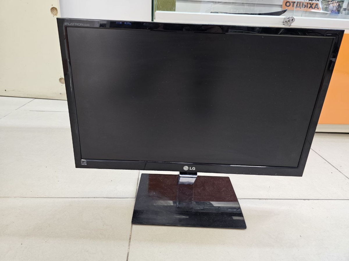 Монитор LG E2260S