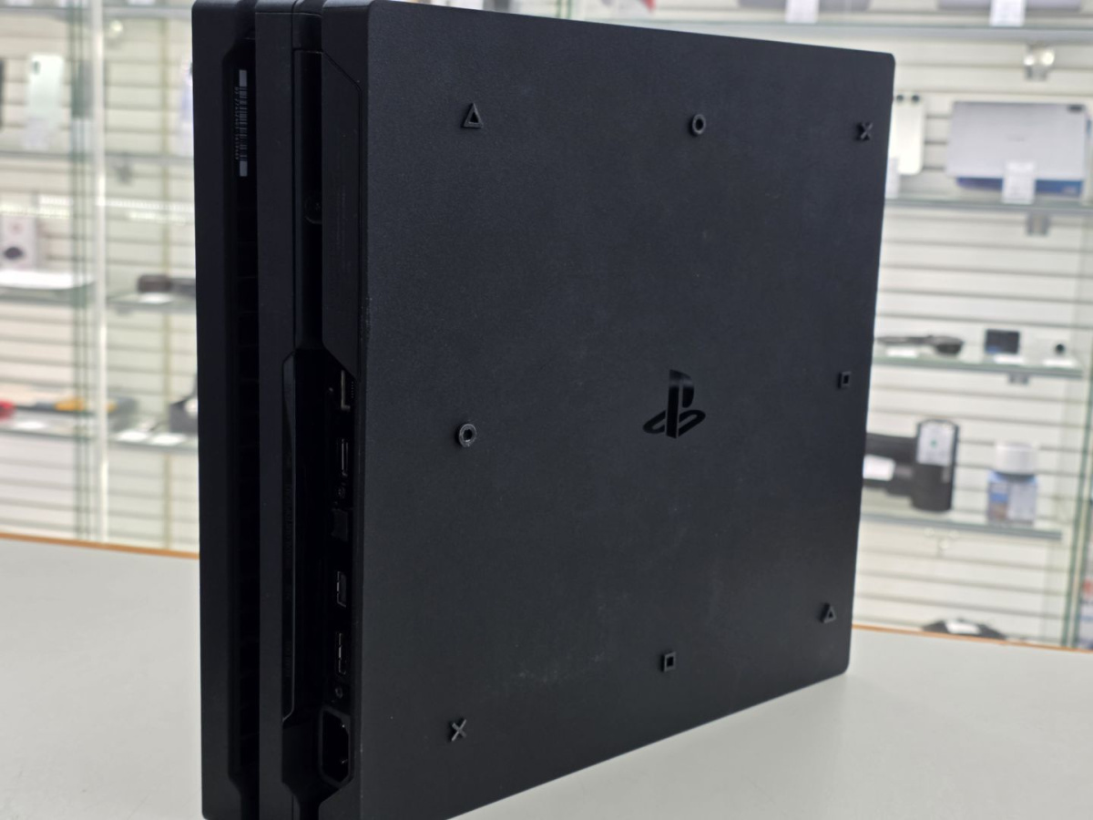 Игровая приставка PlayStation 4 Pro 1Tb