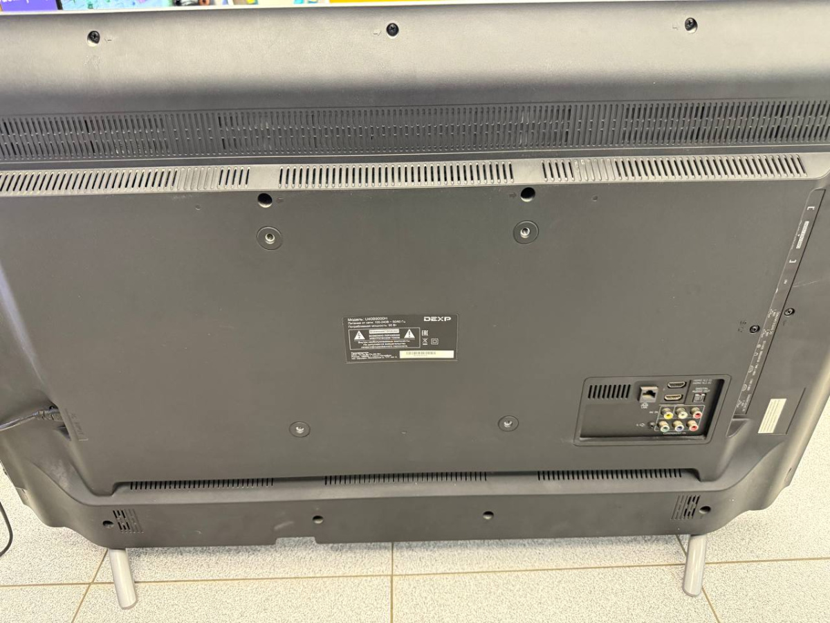 LED Телевизор Dexp U40B9000H;