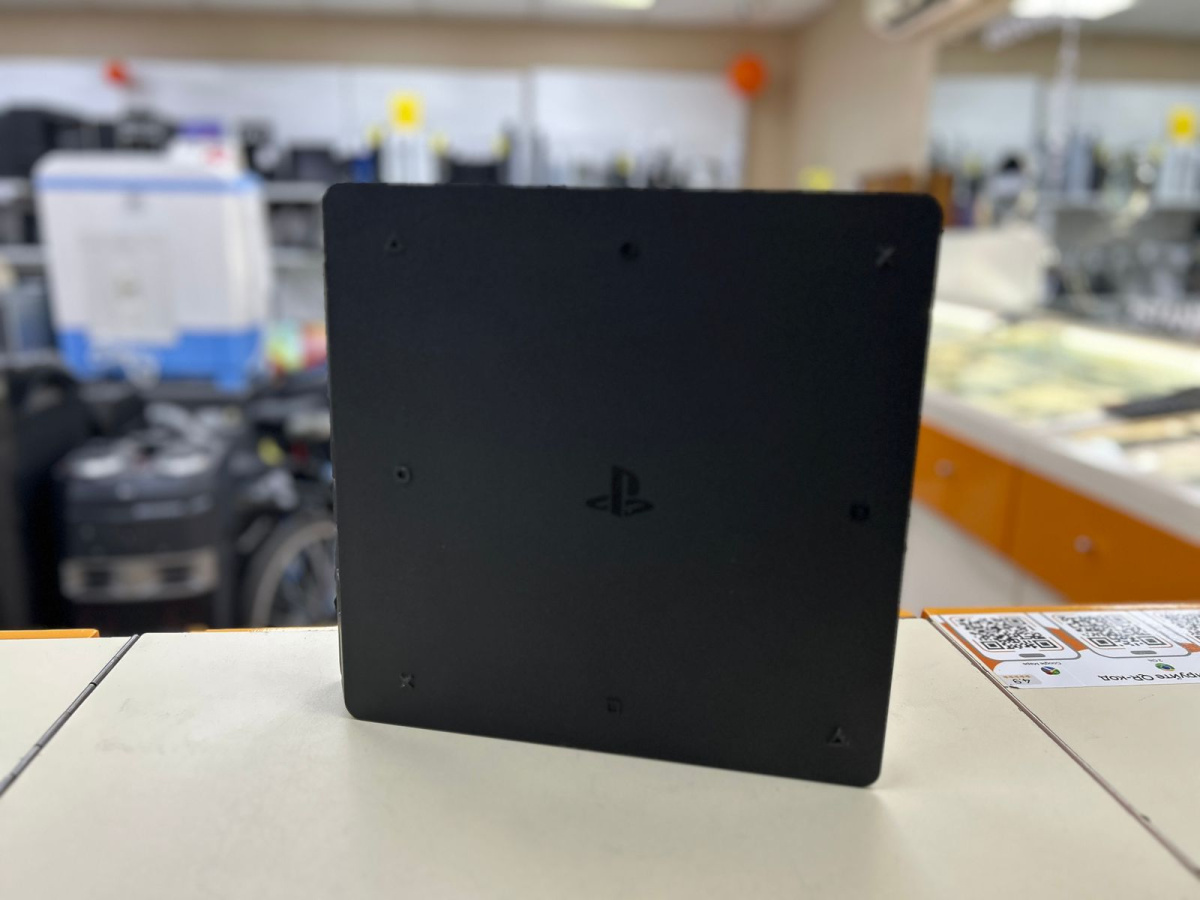 Игровая приставка PlayStation 4 Slim 1Tb Игровая приставка PlayStation 4 Slim 1Tb