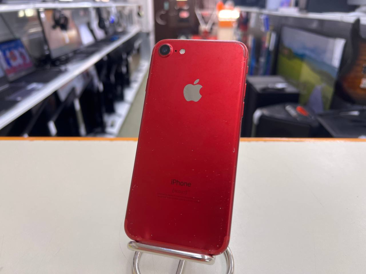 Смартфон Apple iPhone 7 32Gb