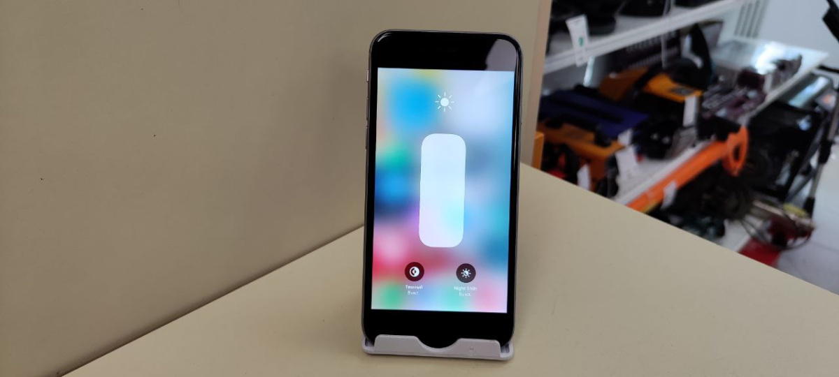 Смартфон Apple iPhone 6S 64Gb