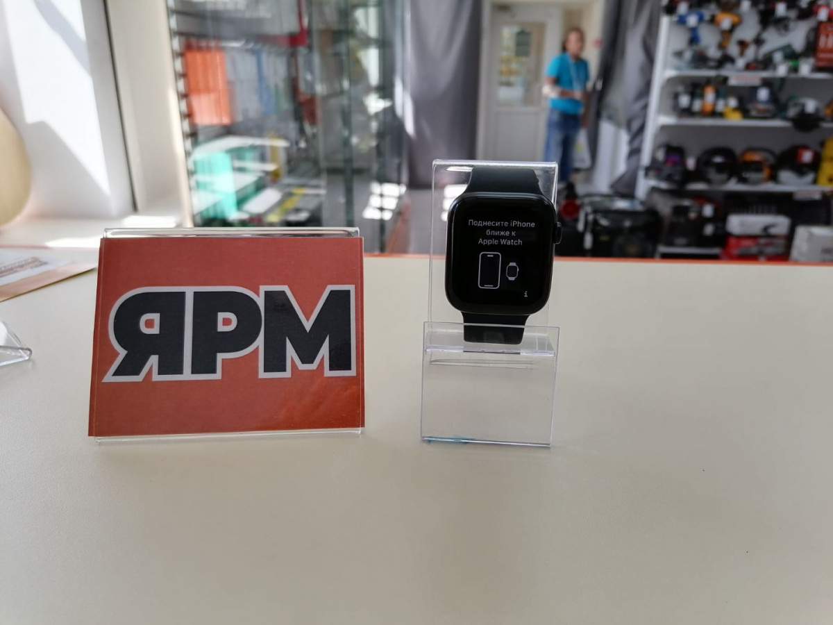 Смарт-часы Apple Watch SE 2022 44mm