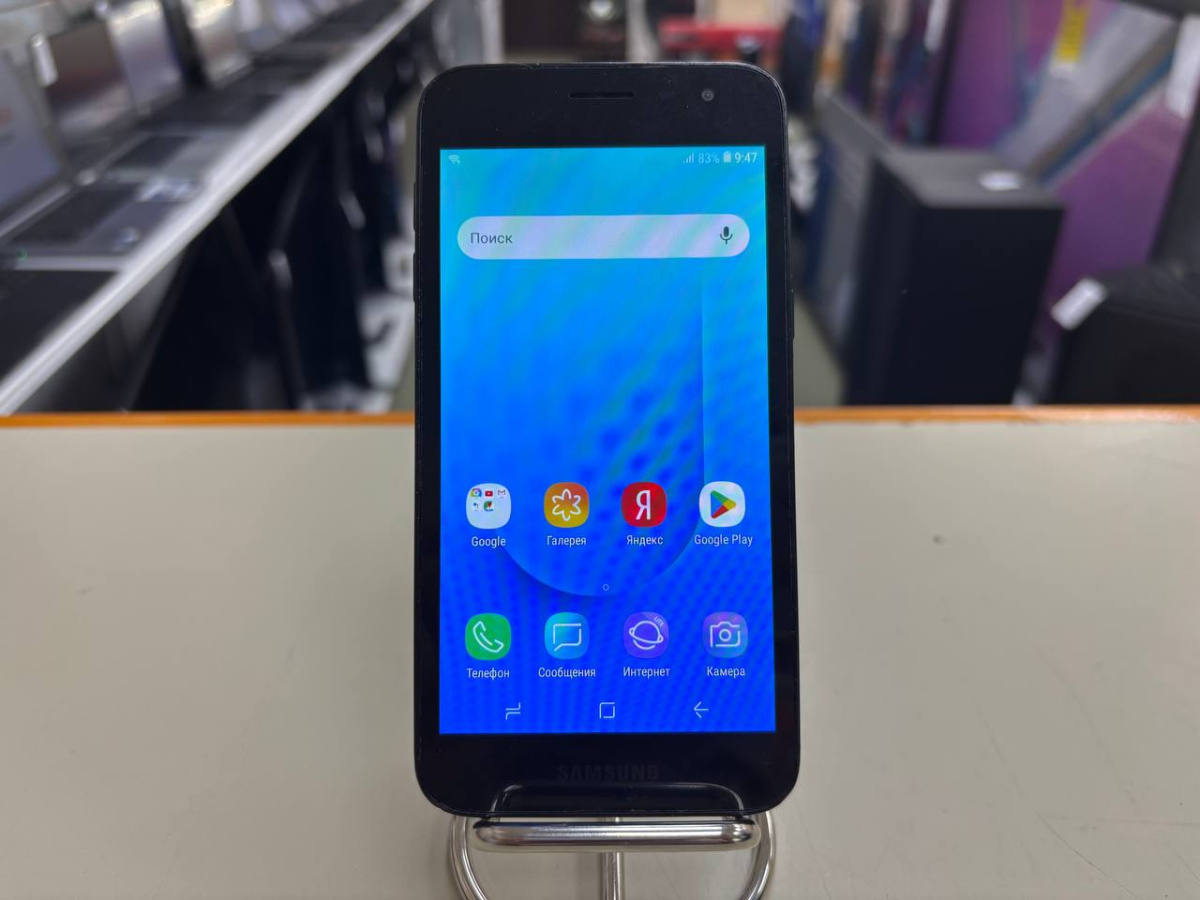 Смартфон Samsung Galaxy J2 Core 1/8