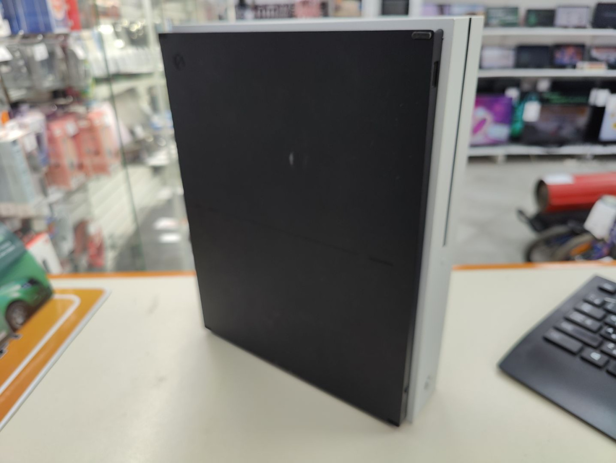 Игровая приставка Xbox One S 500Gb
