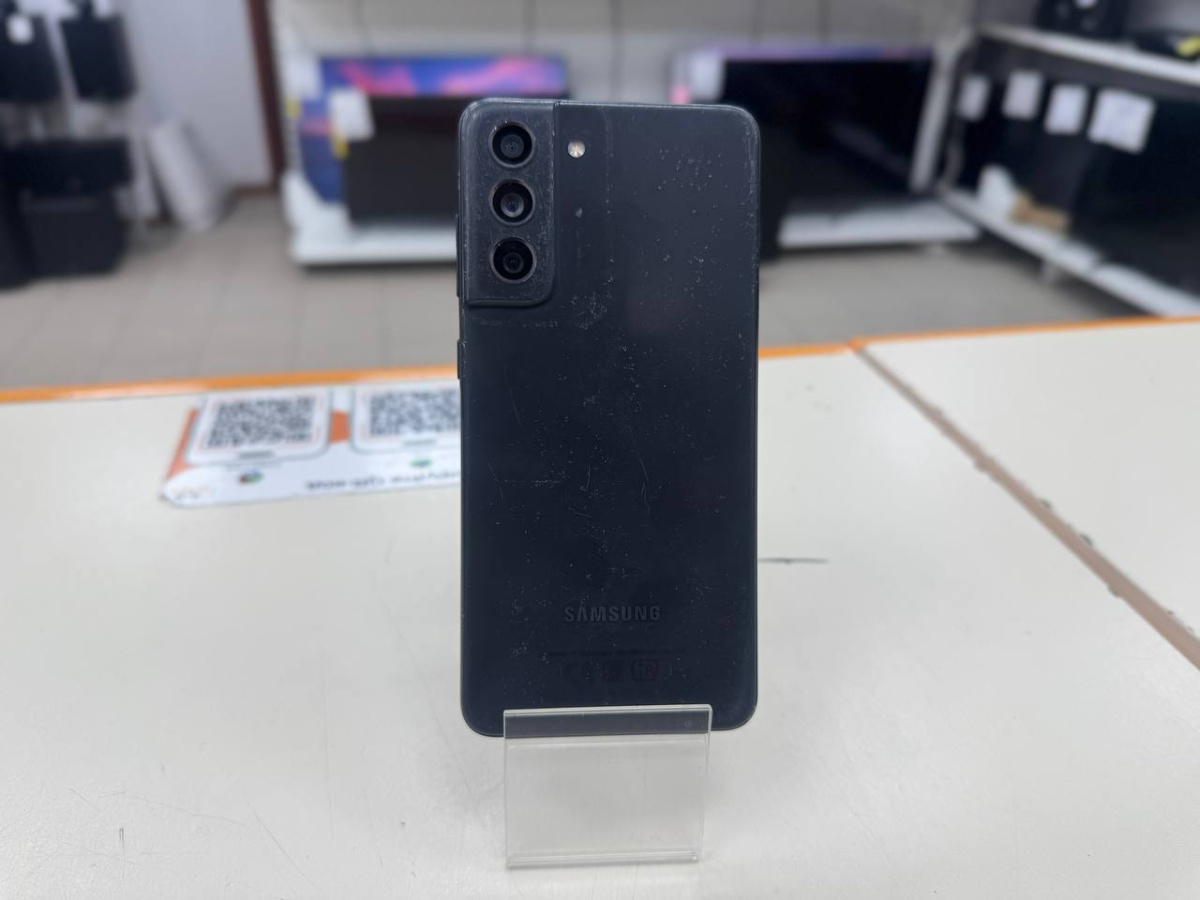 Смартфон Samsung Galaxy S21 FE 6/128